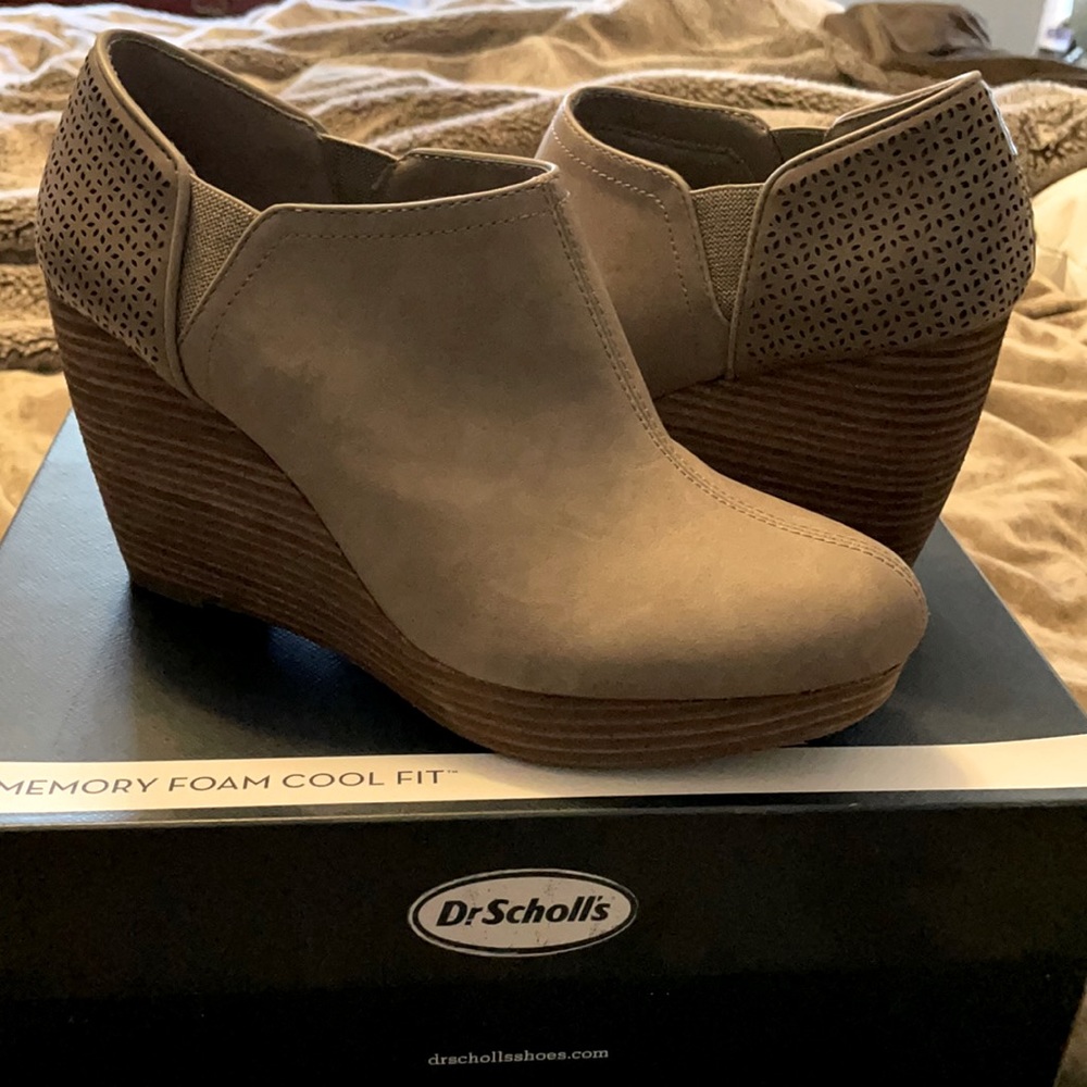 Wedge booties